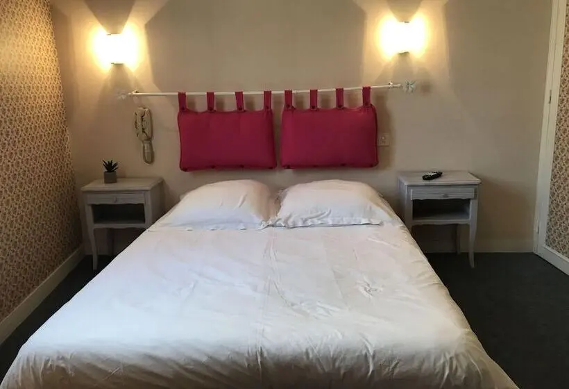 バス共有のスタンダードルーム, Hôtel Du Grand Chêne