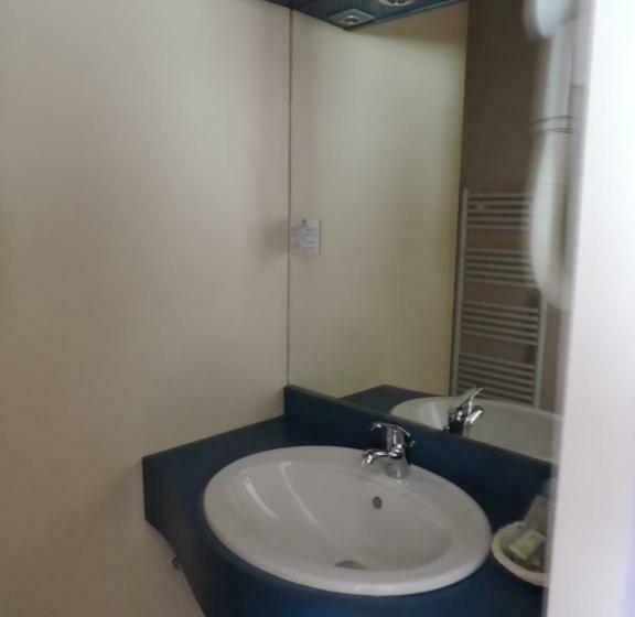 Номер Стандарт, Hôtel Le Grand Chêne