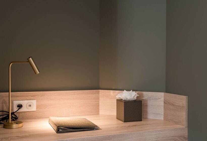 스탠다드 룸, Logis Hôtel Le Tilia