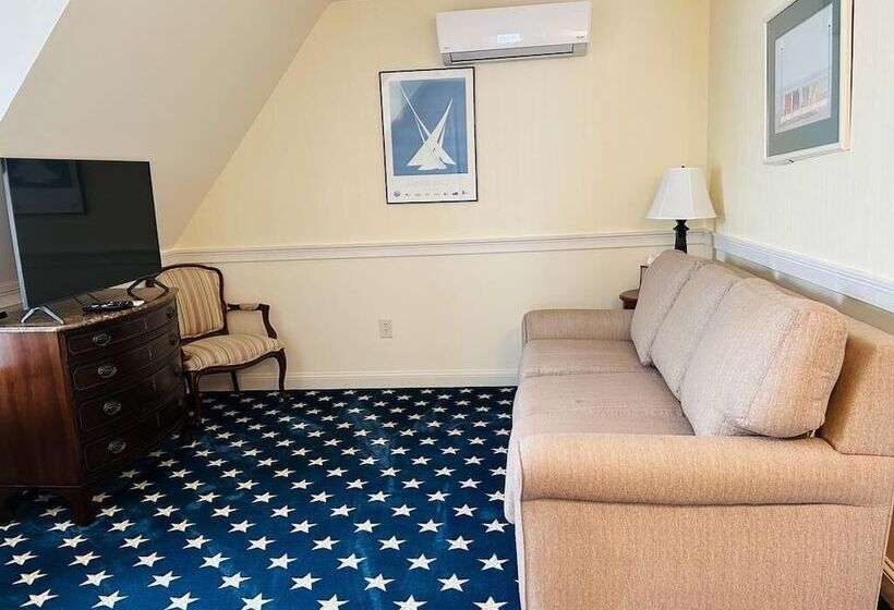 スイート, America's Cup Inn Newport