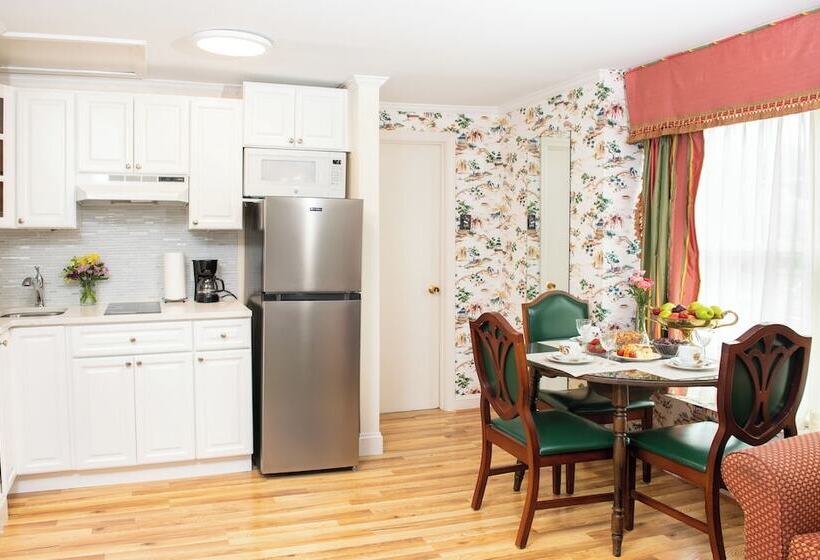 スイート, America's Cup Inn Newport