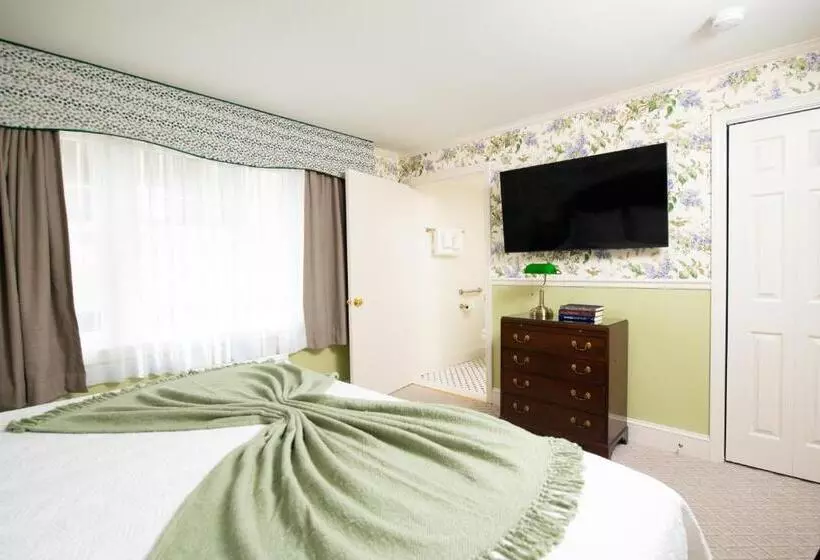 キングサイズベッドのデラックスルーム, America's Cup Inn Newport