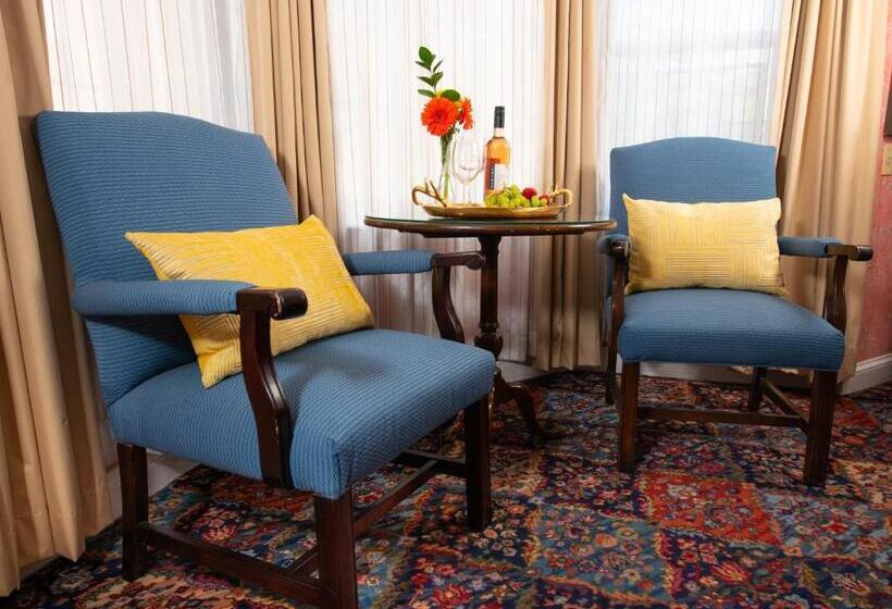 スタンダードルーム, America's Cup Inn Newport