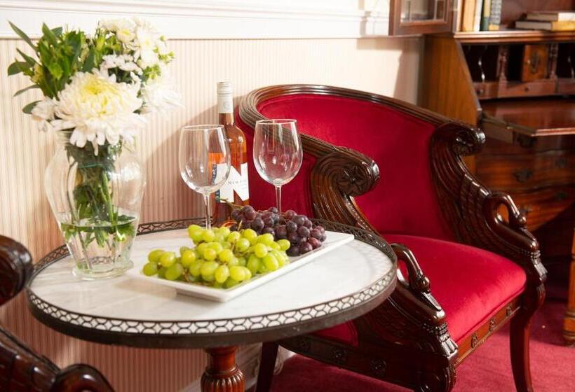 デラックスルーム, America's Cup Inn Newport