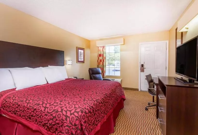 Standard-huone King-vuode, Days Inn By Wyndham Simpsonville