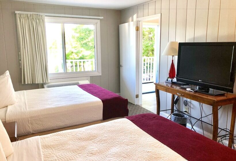 חדר דלוקס, Inn On The Hill