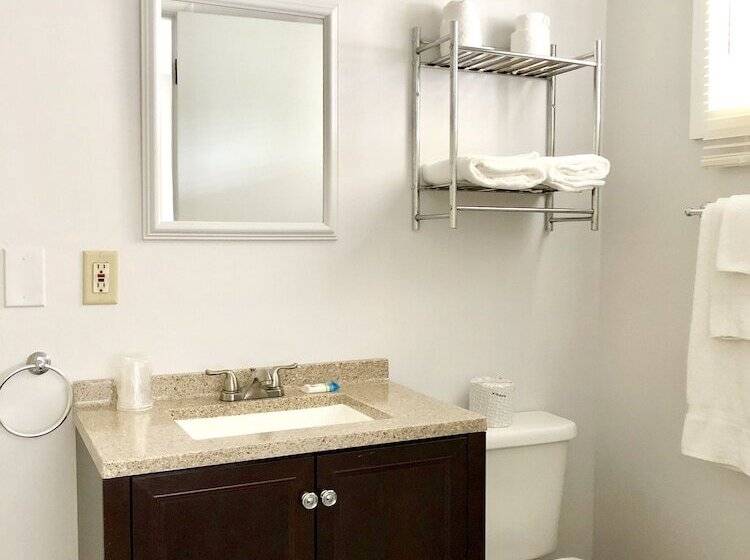 חדר דלוקס, Inn On The Hill