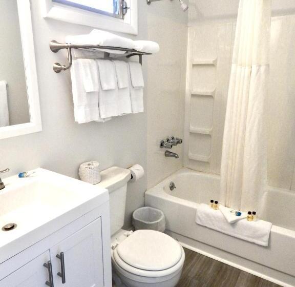 חדר סטנדרט נוף לאגם, Inn On The Hill