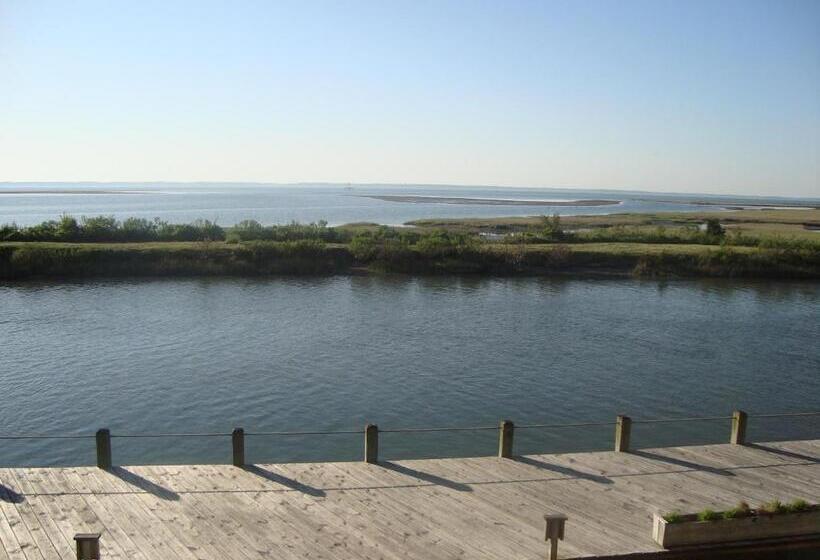 غرفة قياسية مطلّة علي البحر, Island Resort