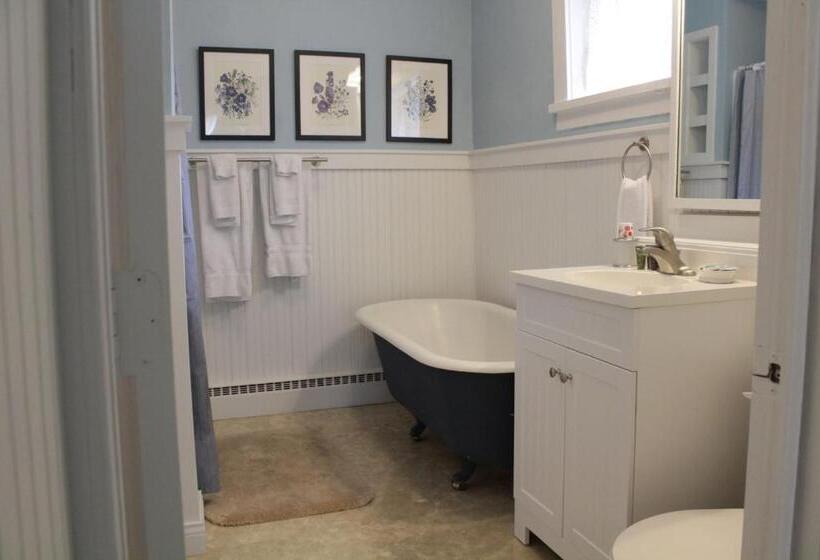 غرفة ديلوكس, Jailer S Inn