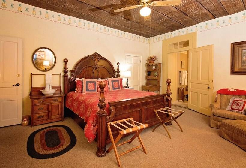 غرفة ديلوكس, Jailer S Inn