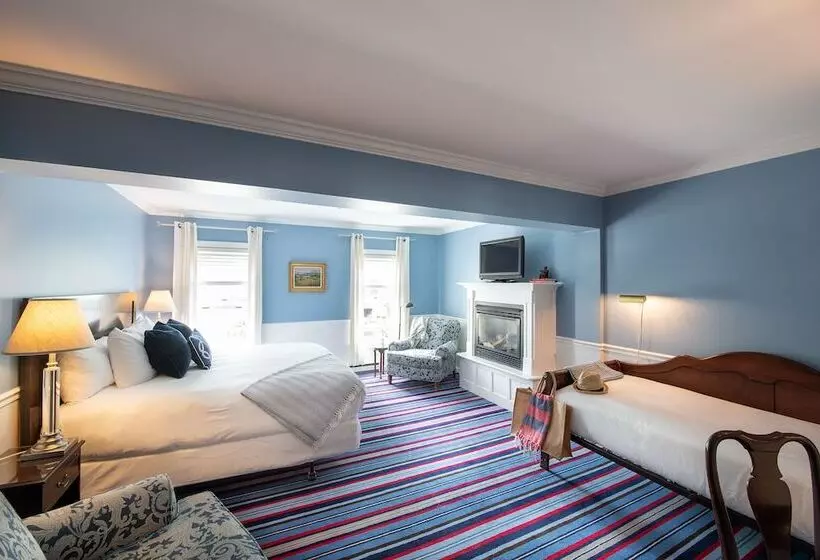 キングサイズベッドのスタンダードルーム, Kennebunkport Inn