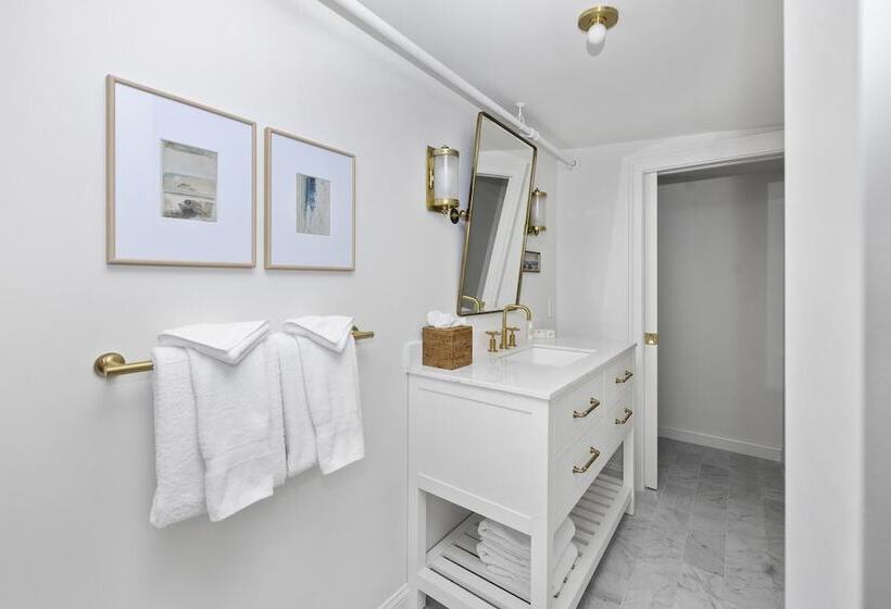 غرفة قياسية سرير كينج, Kennebunkport Inn