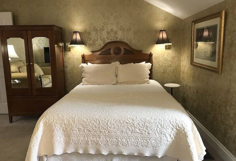 غرفة قياسية مطلّة علي النهر, Kingsley Inn