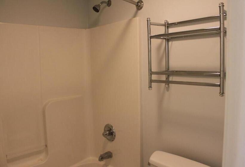 جناح سرير كينج, Knights Inn Indianapolis