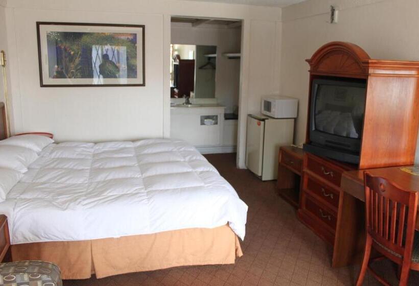 جناح سرير كينج, Knights Inn Indianapolis