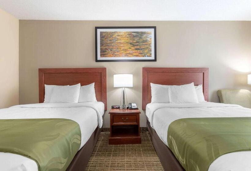 Номер Стандарт 2 Двуспальные Кровати, Quality Inn Cheraw