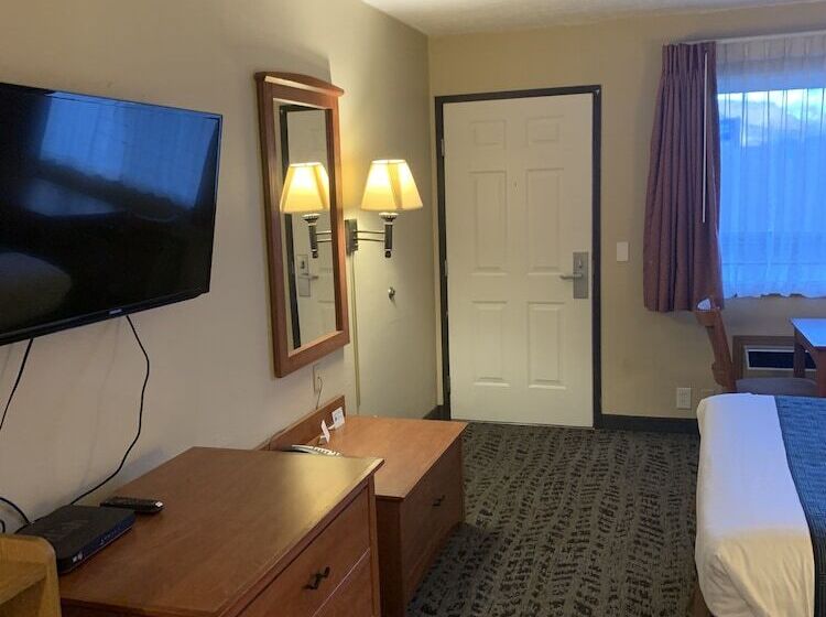 Номер Стандарт, Sunset Inn   John Day