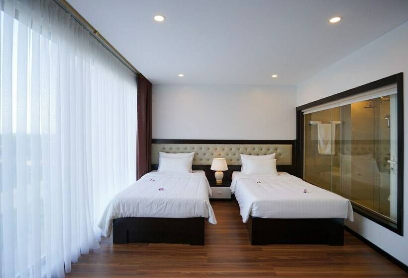 اتاق لوکس, Merit