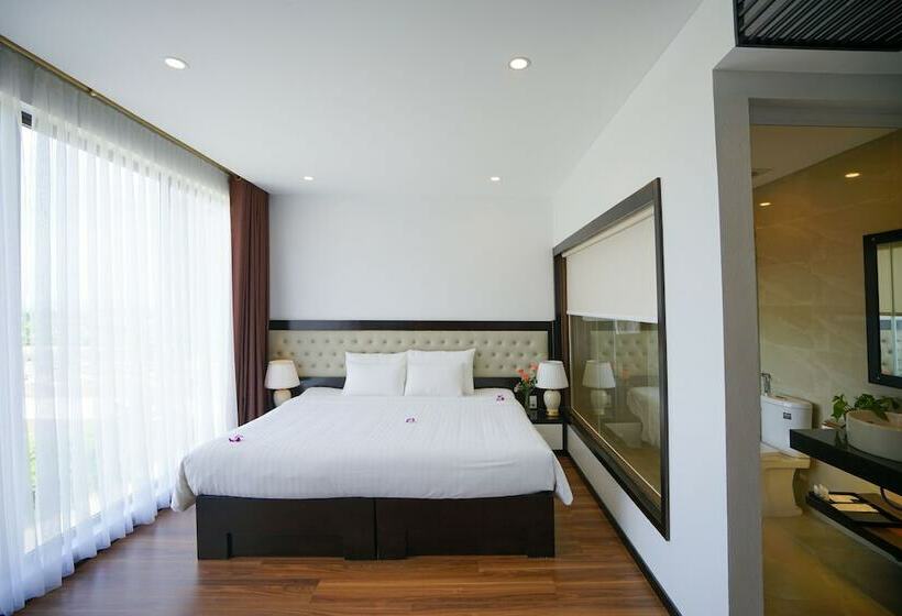 اتاق لوکس, Merit