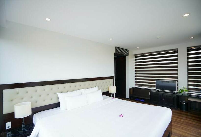 اتاق لوکس, Merit