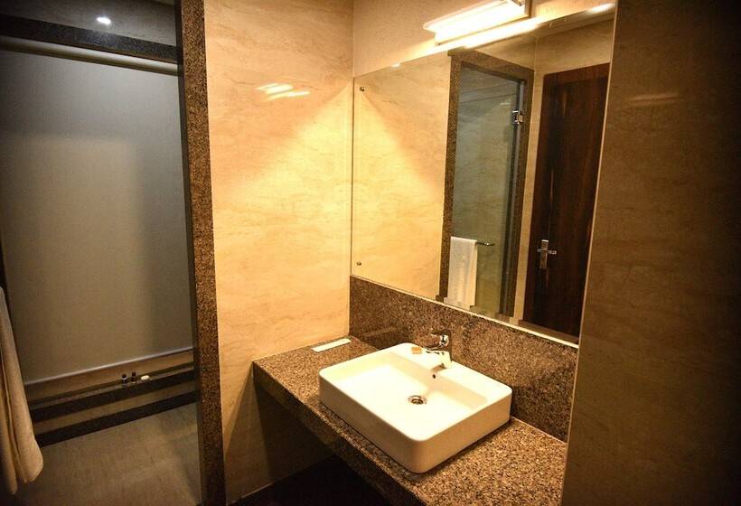 اتاق لوکس, Sk Grand