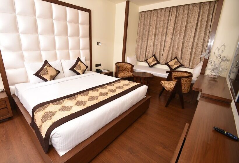 اتاق لوکس, Sk Grand