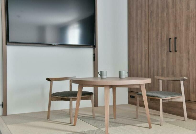 חדר פרמיום לשלושה, Vessel Inn Keisei Tsudanuma Ekimae