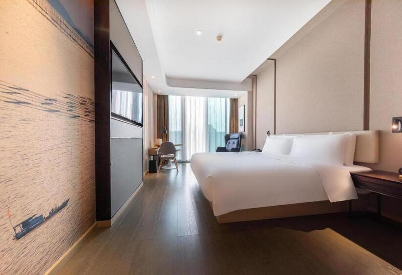 Номер Стандарт, Atour Hotel Ningbo Sanjiangkou Bund Book City