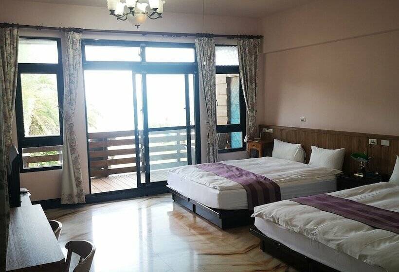 اتاق استاندارد چهار تخته, Hualien Sea Sky Resort