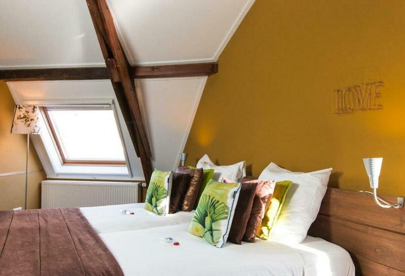 חדר דלוקס, Restaurant It Posthus