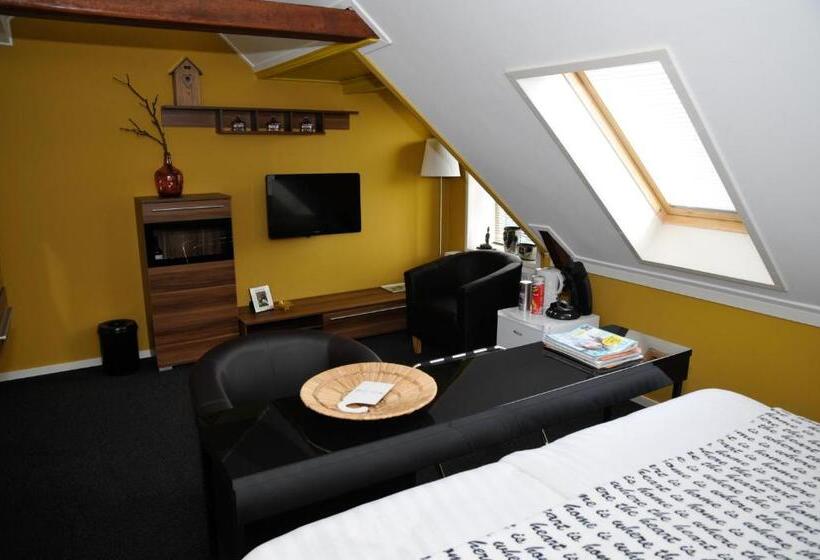 חדר סטנדרט, Restaurant It Posthus