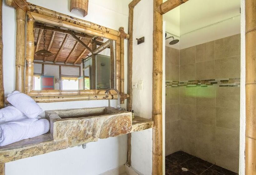 Семейный Номер, Socialtel Filandia