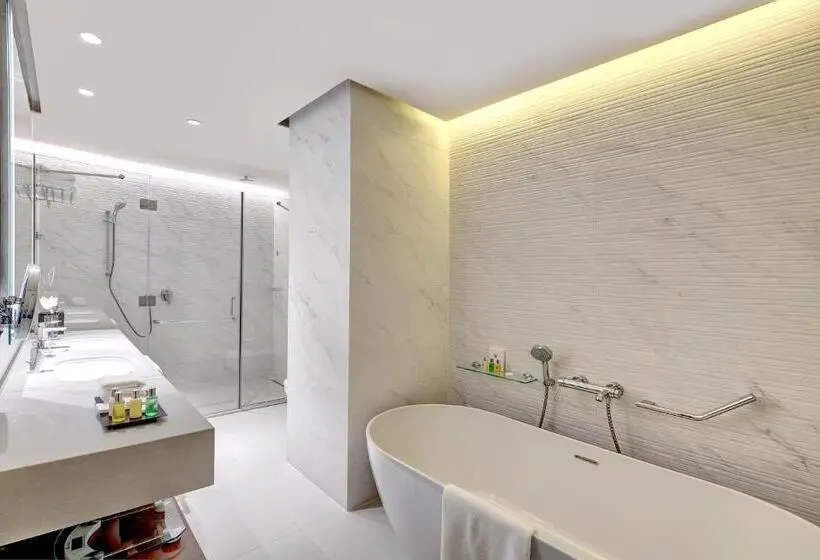 Deluxe-sviitti, Millennium Place Barsha Heights Hotel