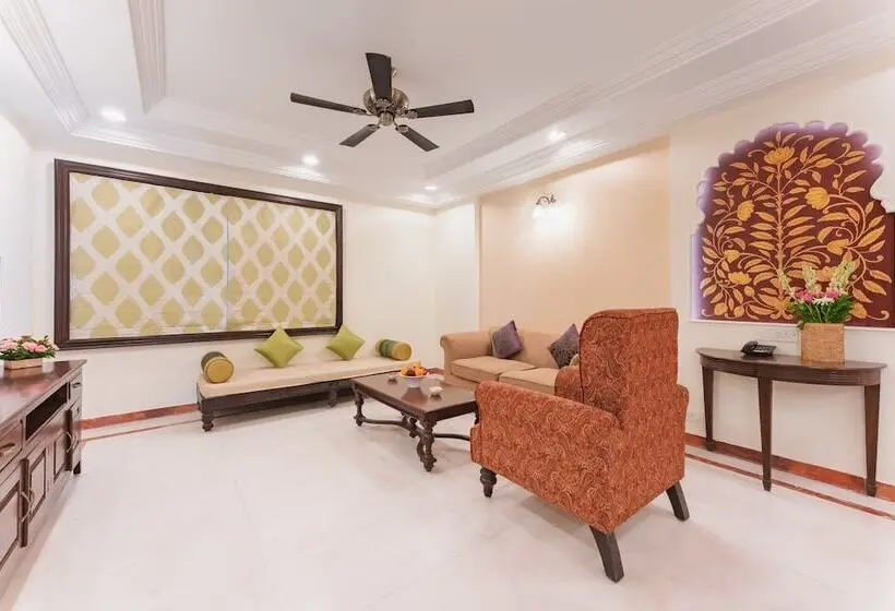 デラックススイート, Shree Vallabh Vilas Lords Plaza Nathdwara Pure Veg