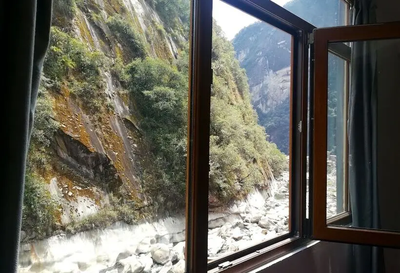 スーペリアトリプルルーム, Susanna Inn Machu Picchu