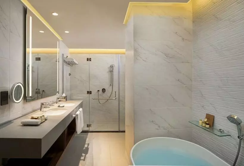 Deluxe-sviitti, Millennium Place Barsha Heights Hotel