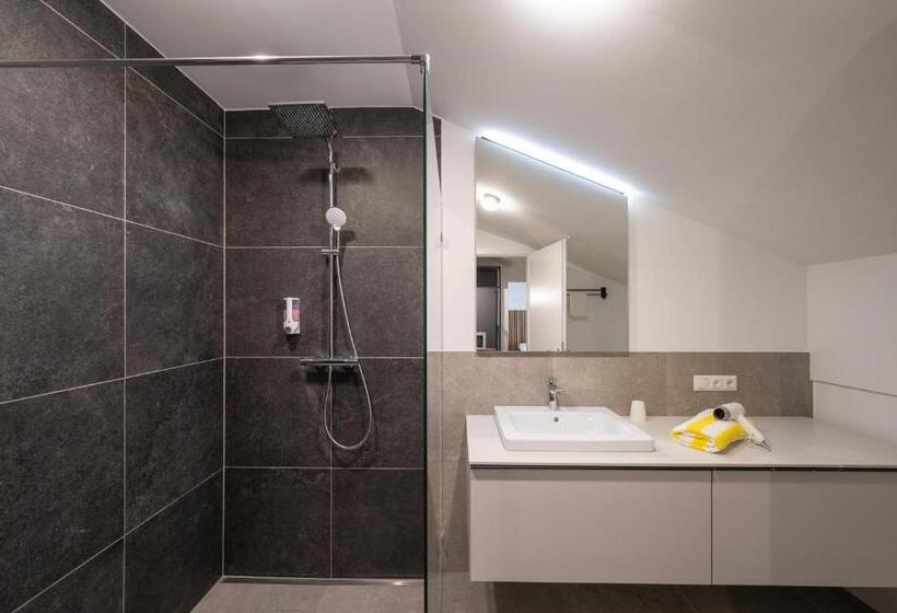 1 Bedroom Apartment with Balcony, Appartements Zur Sonne
