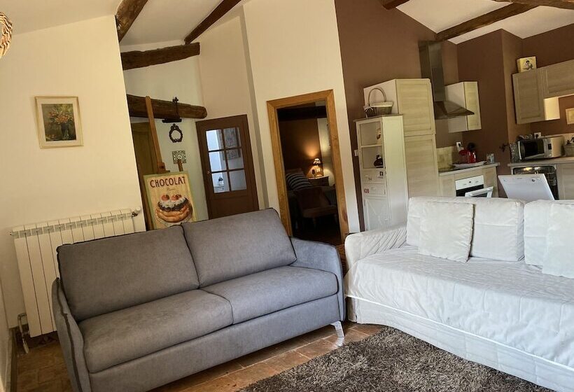 דירת חדר סופריור, Maison Bersane