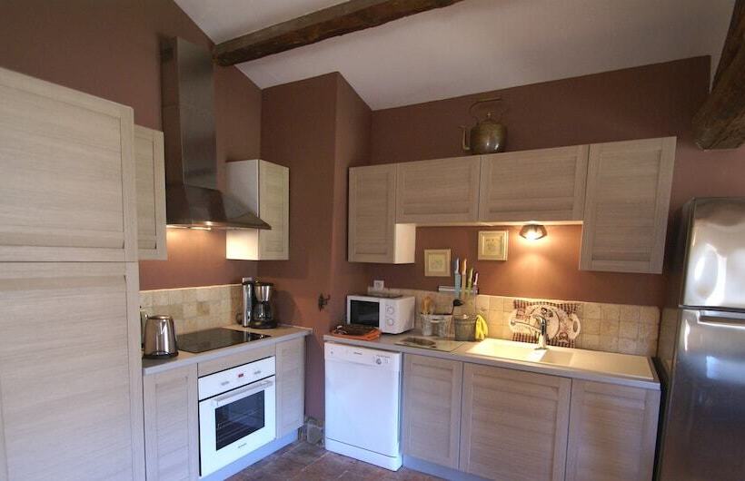 דירת חדר סופריור, Maison Bersane