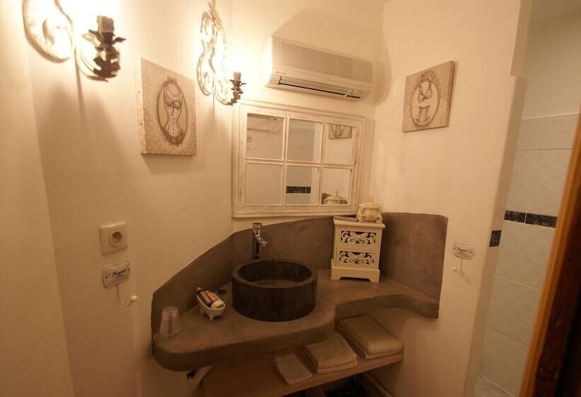 דירת חדר סופריור, Maison Bersane