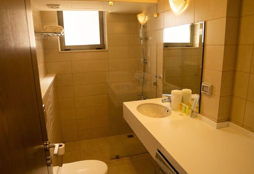 کابین, Tala Bay Residence Families Only