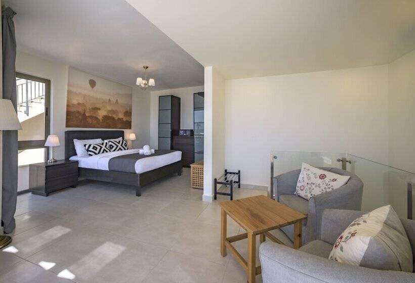 کابین, Tala Bay Residence Families Only