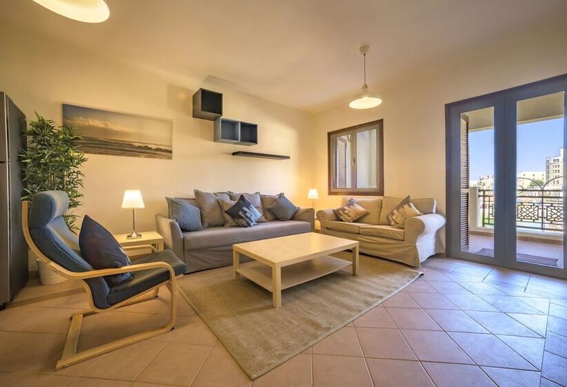 آپارتمان 1 خوابه, Tala Bay Residence Families Only