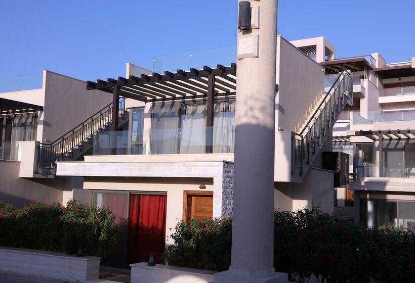 کابین, Tala Bay Residence Families Only