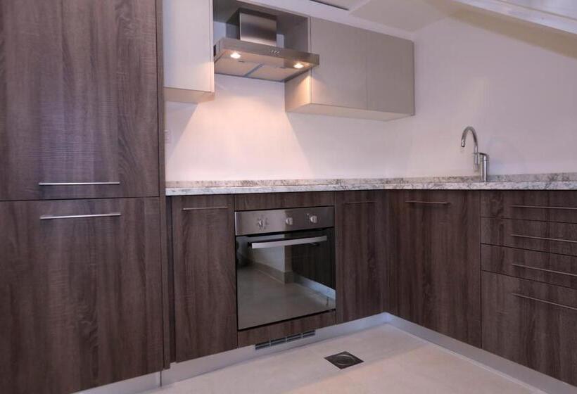 کابین, Tala Bay Residence Families Only