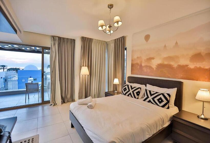 کابین, Tala Bay Residence Families Only