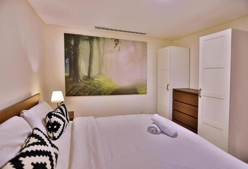 کابین, Tala Bay Residence Families Only