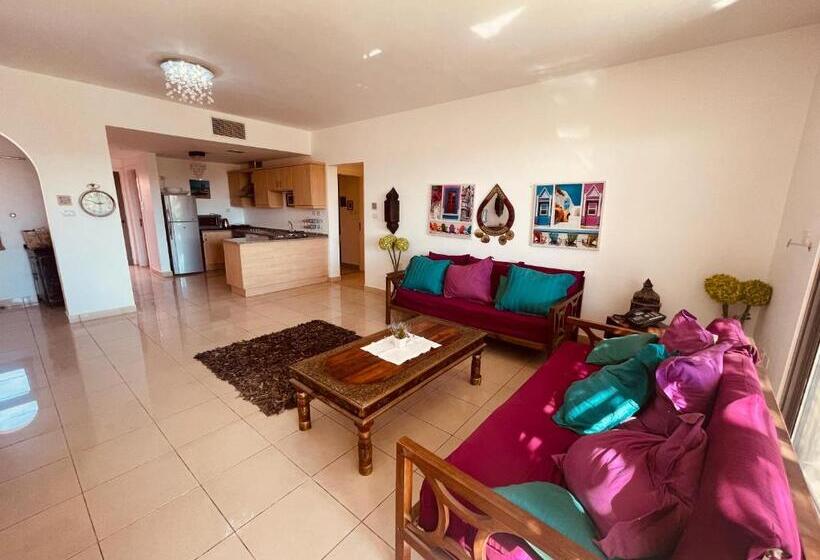 آپارتمان 2 خوابه, Tala Bay Residence Families Only