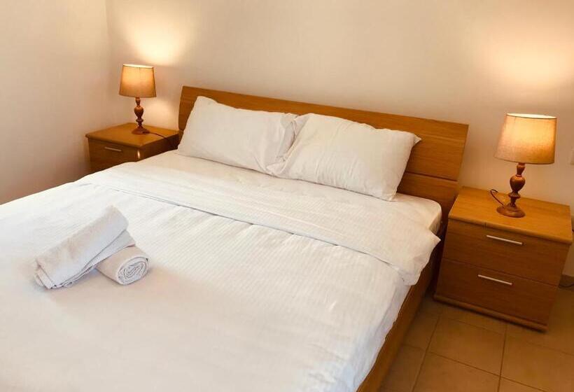 آپارتمان 3 خوابه, Tala Bay Residence Families Only